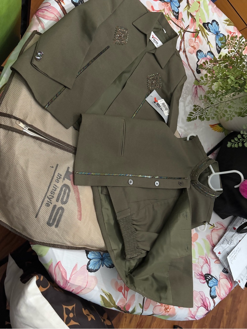 Olive Green Embellished 3 Piece Set Pakistan boy 18/24 month suit new